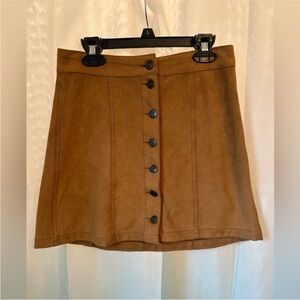 Y2K Mudd Faux Suede Button Front Mini Skirt – Size 5 / Medium – Fall Essential 🍂